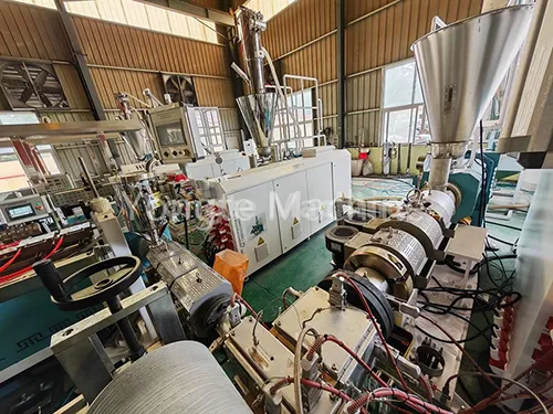 Wood Plastic Composite Machine